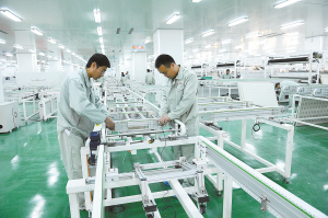 全市新特產業、服務業和沿海發展重點項目推進會現場觀摩活動剪影